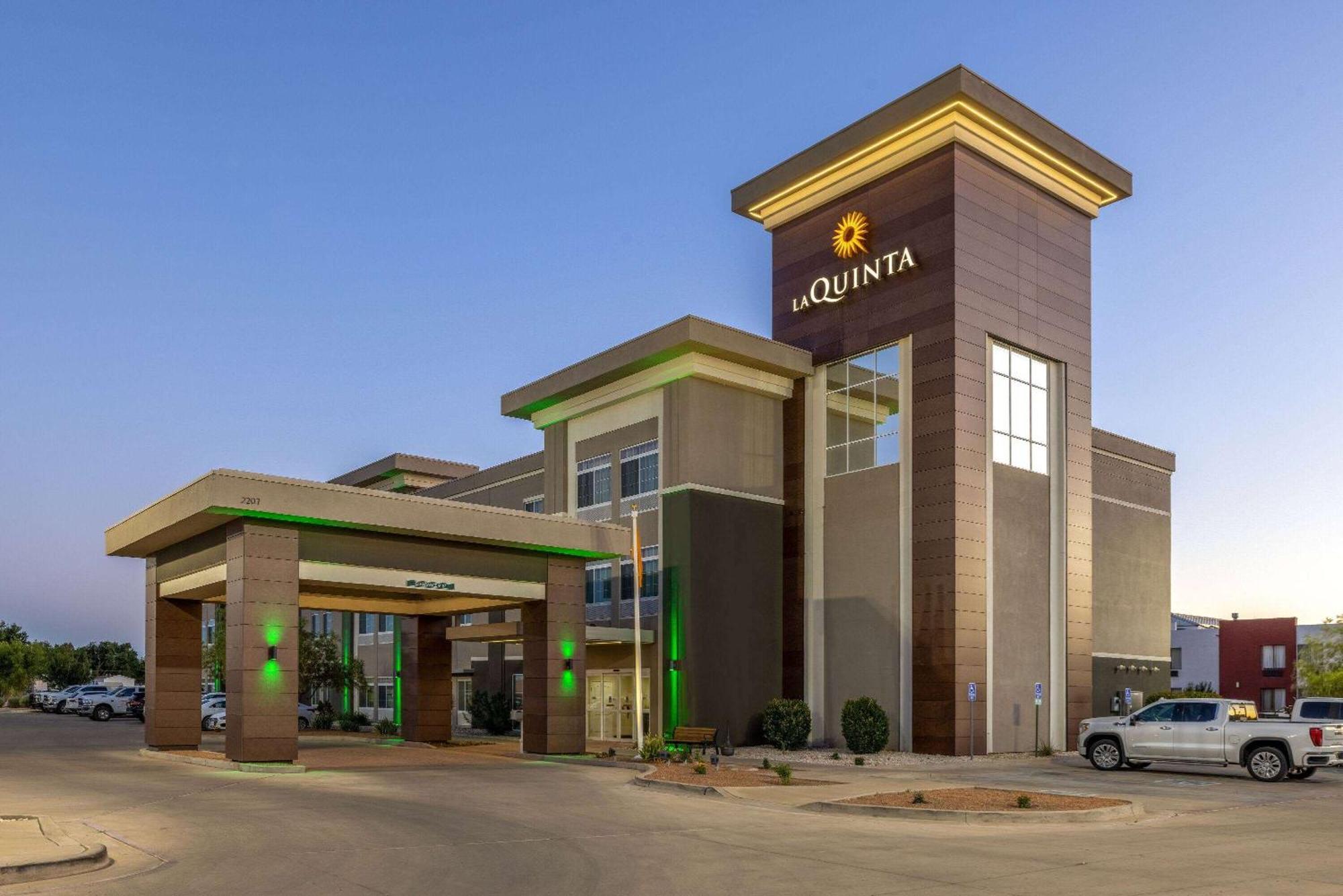Hotel La Quinta By Wyndham Artesia Exterior foto