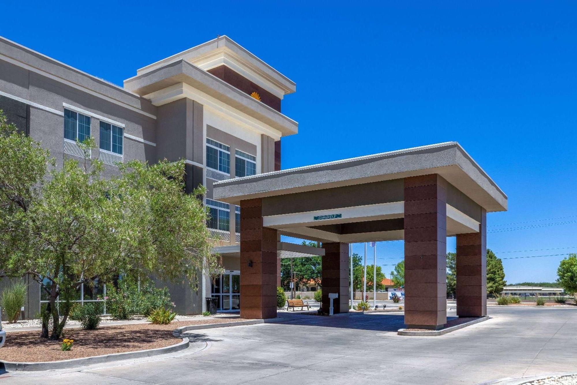 Hotel La Quinta By Wyndham Artesia Exterior foto